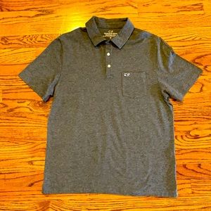 Vineyard Vines Polo in Like New condition size Medium